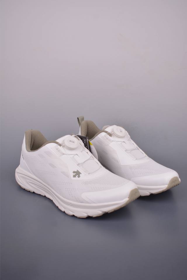 Descente Ease Wire Guangdong Pure Original Version Fashion Casual Sports Cover W