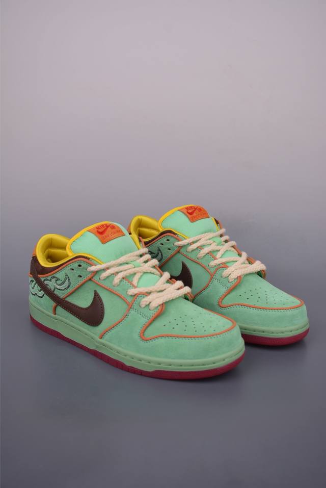 Nike Dunk Sb Dunk Low "Shenron" Black Month Pure original factory product Highly