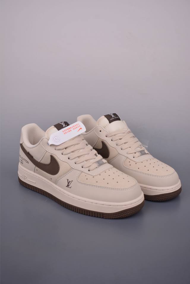 Nike Air Force 1 Low Lv joint Original last and original cardboard to create a p
