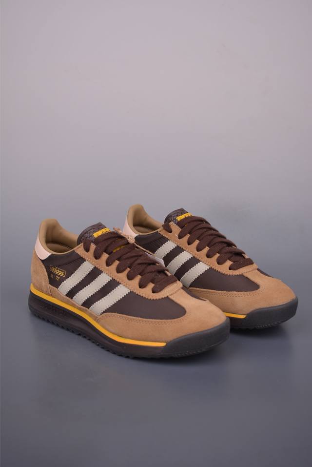 Adidas Originals Sl 72Rs Ultra-light and breathable retro jogging shoes The toe