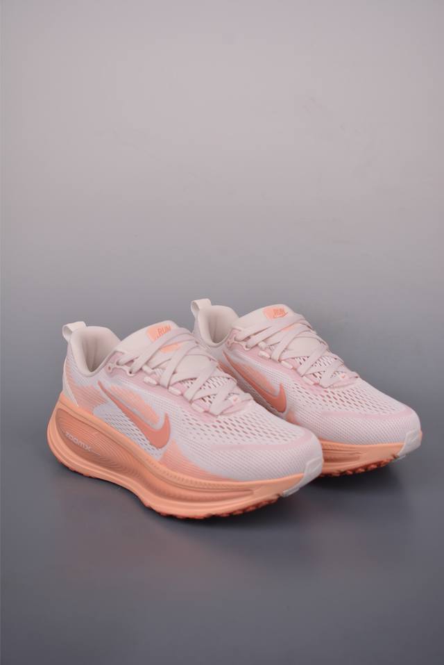 Nike Air Zoom Vomero 18 New technology advance original shoe development sports
