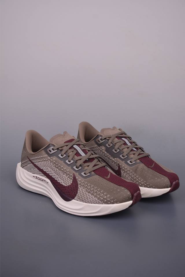 Nike Reactx Pegasus Plus Corporate-level Pegasus running shoes are of the highes