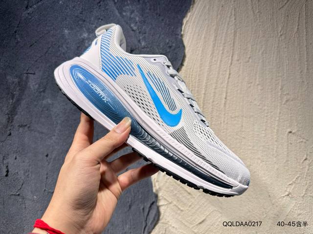 New product launch real shot Nike Vomero 18 Nike comfortable shock absorption a