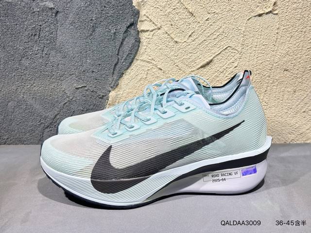 New product launch real shot Nike Zoomx Vaporfly Next% 4 Nike lightweight mesh
