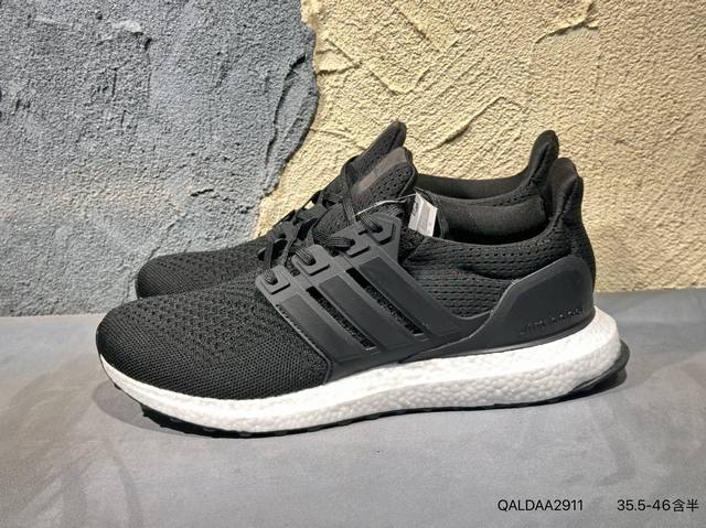 New product launch real shot Adidas Ultraboost Adidas wear-resistant and shock-
