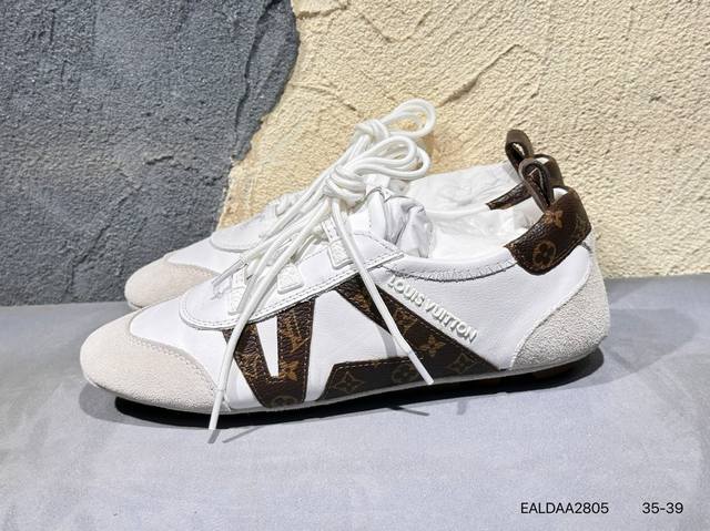 New product launch real shot New Lv Louis Vuitton Louis Vuitton Trainer Sneaker