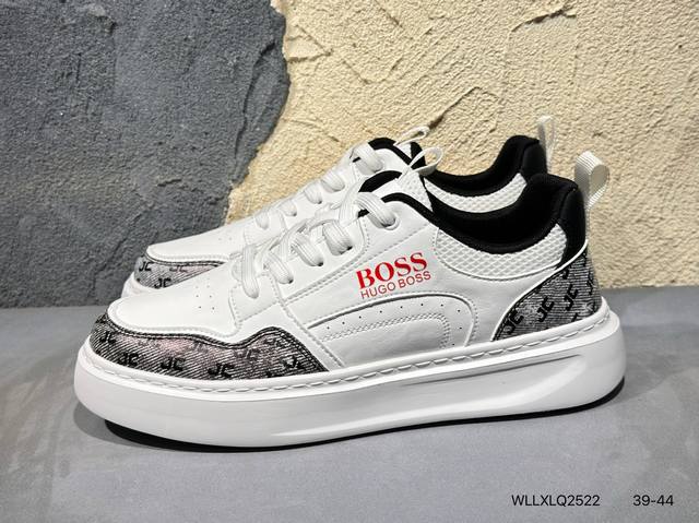 Boss Hugo Boss stamped version new model German high-end brand counter synchroni