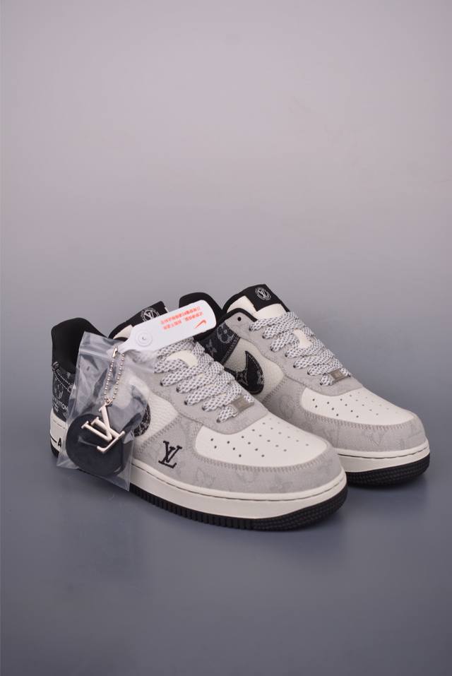 Nike Air Force 1 Low Lv joint Original last and original cardboard to create a p