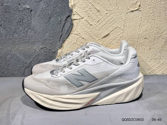 New product launch real shot New Balance New Balance Fuelcell simple fabric mes