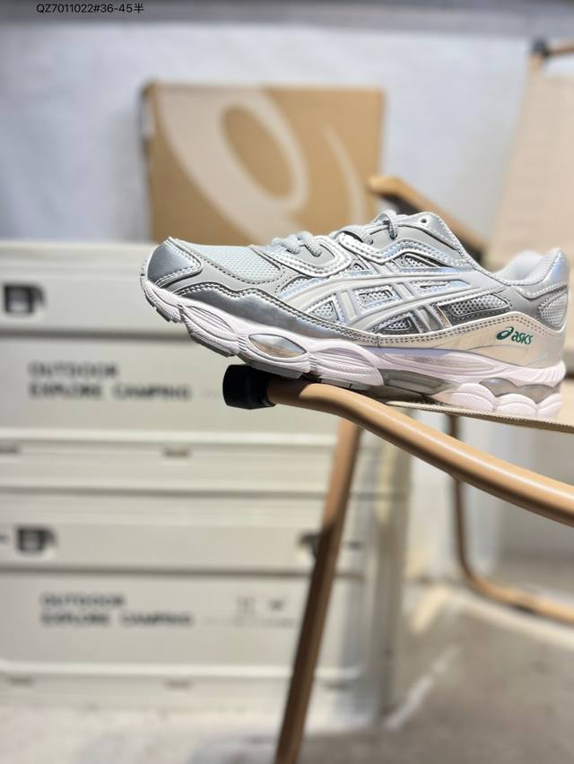 Asics Gel-Nyc 2055 Asics classic running shoes are now popular in functional and