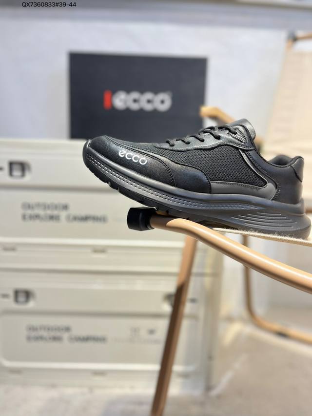 Ecco men's shoes are lightweight, breathable, comfortable, durable, skin-friendl