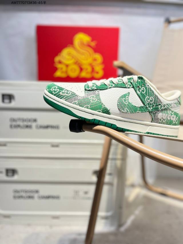 Lv X Nike Sb Dunk Low Made in a big factory Highly recommend the new color schem