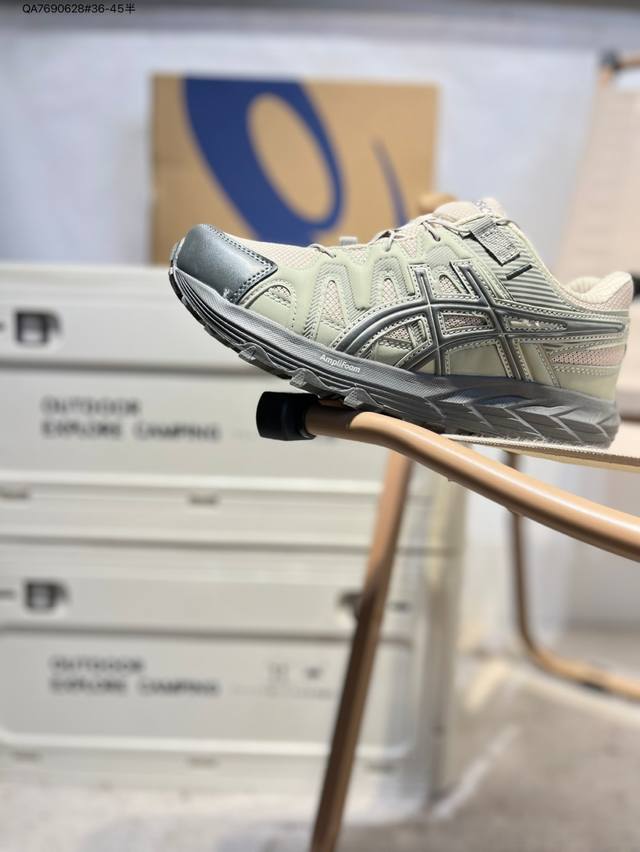 Asics Gel-Sonoma Fe Asics classic running shoes are now popular in functional an