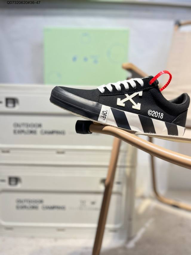 Popular American trend, designer independent brand Off-White CO Virgil Abloh Out