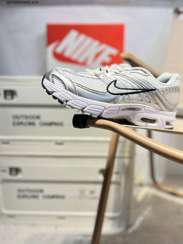 Nike Air Max Moto 2K Comfortable and versatile Non-slip and wear-resistant low-t