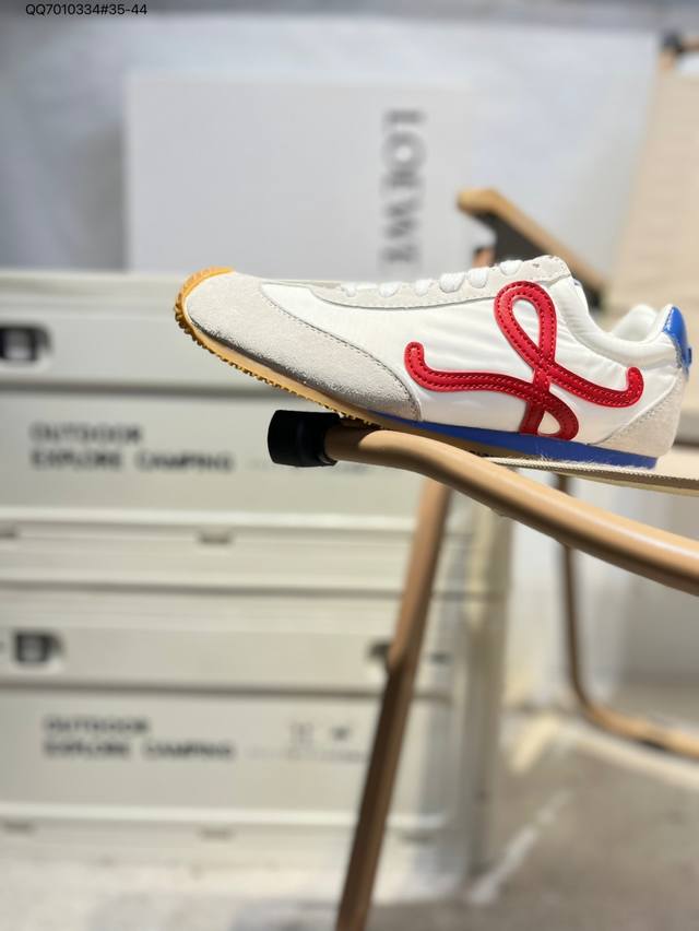 Spanish century-old leather luxury brand Loewe Loewe Ballet Runner 2.0 Sneakers