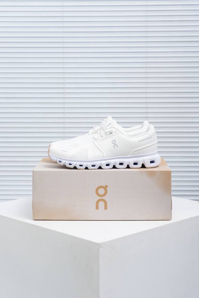 Core Private On Angpao Cloud 6 Outdoor street functional style running shoes Clo