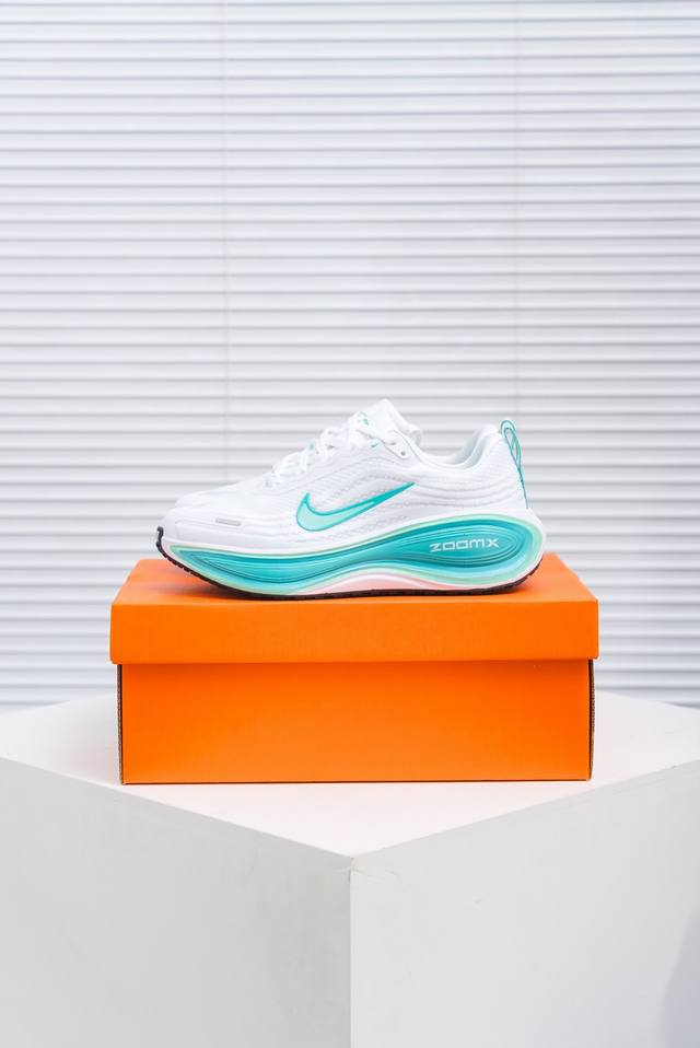 Core Private Nike Vomero Plus Nike comfortable shock-absorbing and non-slip low-