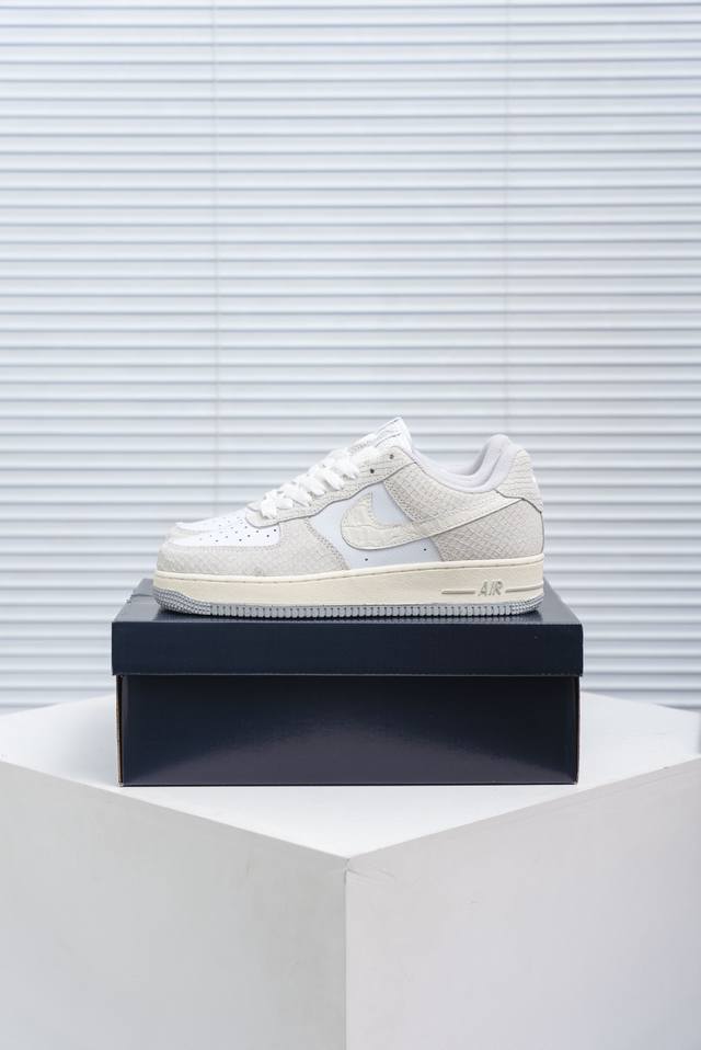 Core Private Air Force 1 Original level, original last, original cardboard to cr