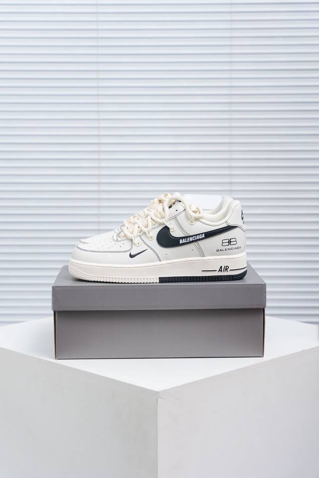 Core Private Air Force 1 Original level, original last, original cardboard to cr