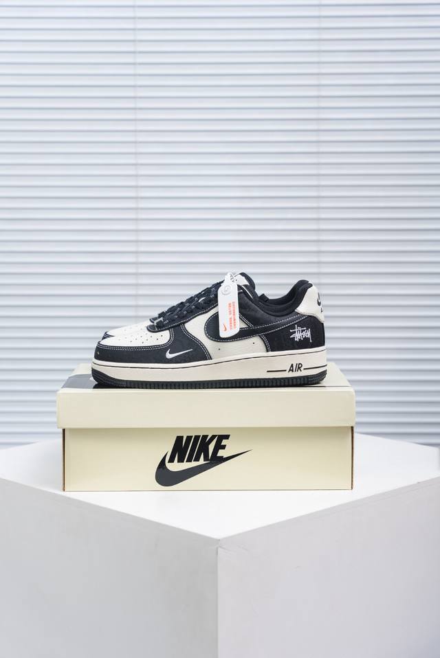 Core Private Air Force 1 Original level, original last, original cardboard to cr