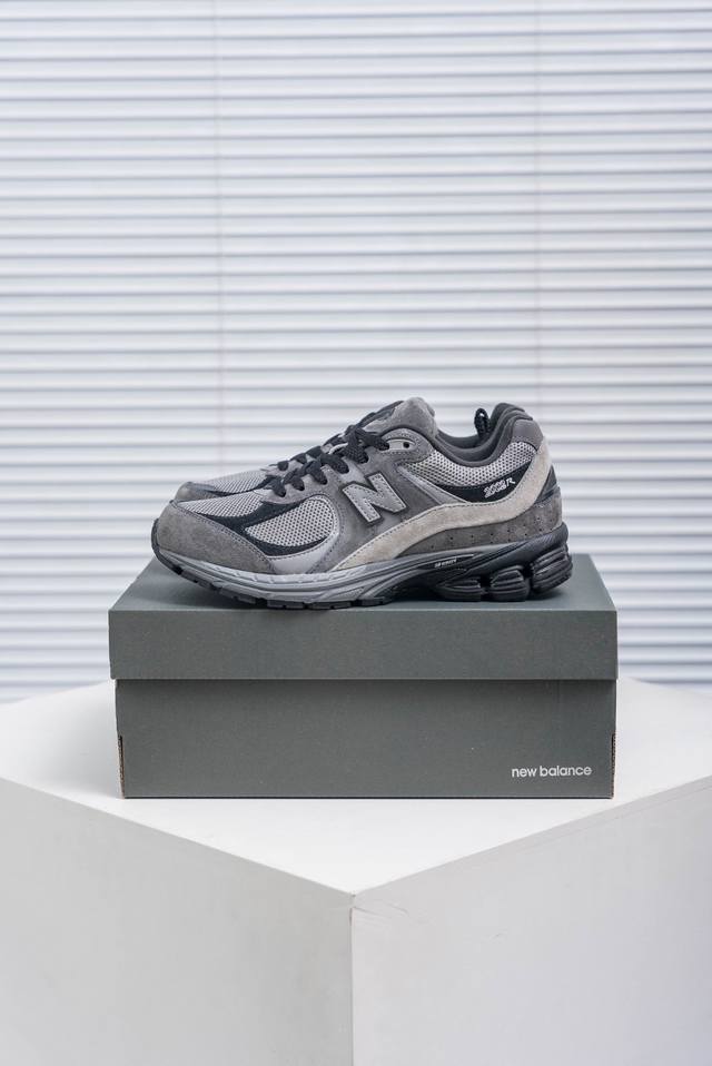 Core Private New Balance 2 Retro Casual Running Shoes The latest 2R series, the