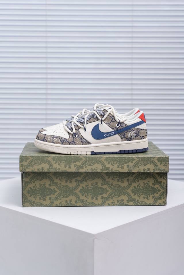 Core Private Nike Dunk full set of original lasts and original molds to create a