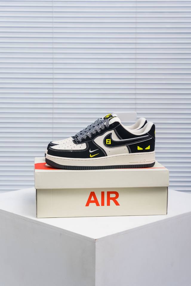 Core Private Air Force 1 Original level, original last, original cardboard to cr