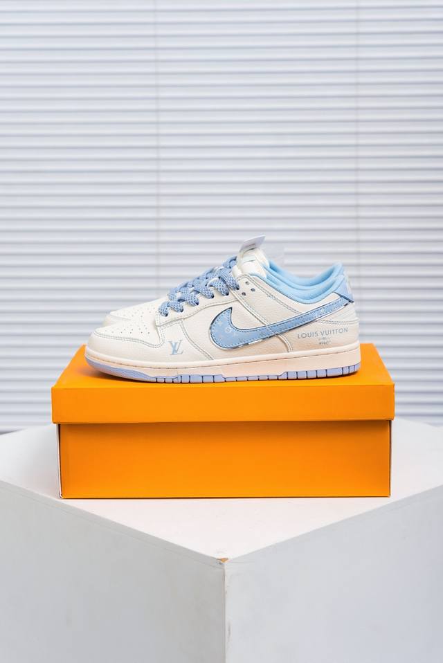 Core Private Nike Dunk full set of original lasts and original molds to create a