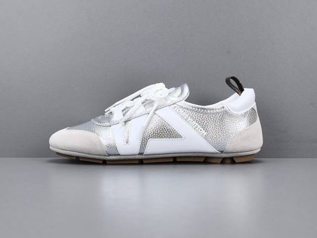 Channel advantage! Counter version of Louis Vuitton Sneakerina German training s