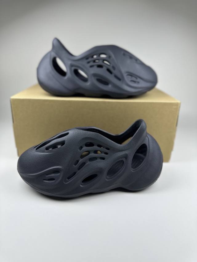 Internet celebrity coconut new children's hole shoes boys and girls baby sandal
