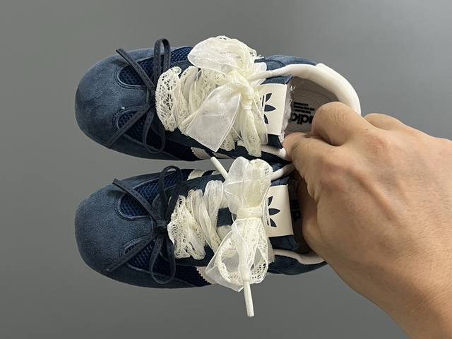 Clover mesh lace bow shoelaces children's casual shoes Size: 24-37 Classic clove