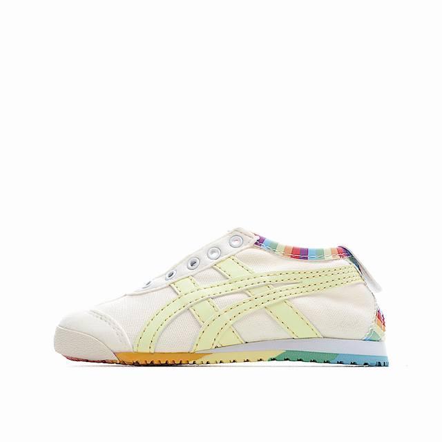 Asics children's canvas slip-on shoes Asics is very stylish. The canvas model is