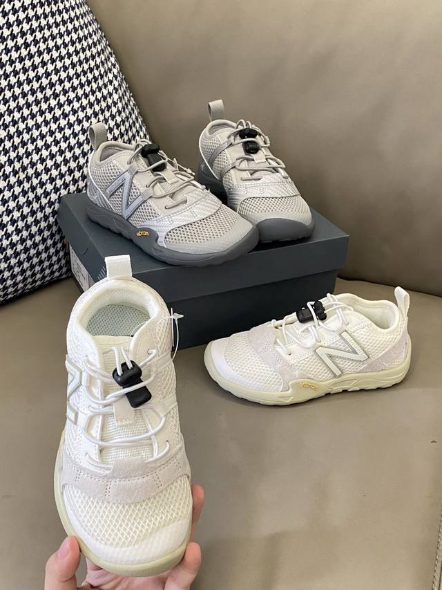 Original picture Super favorite Nb barefoot mesh sneakers The mesh design is br