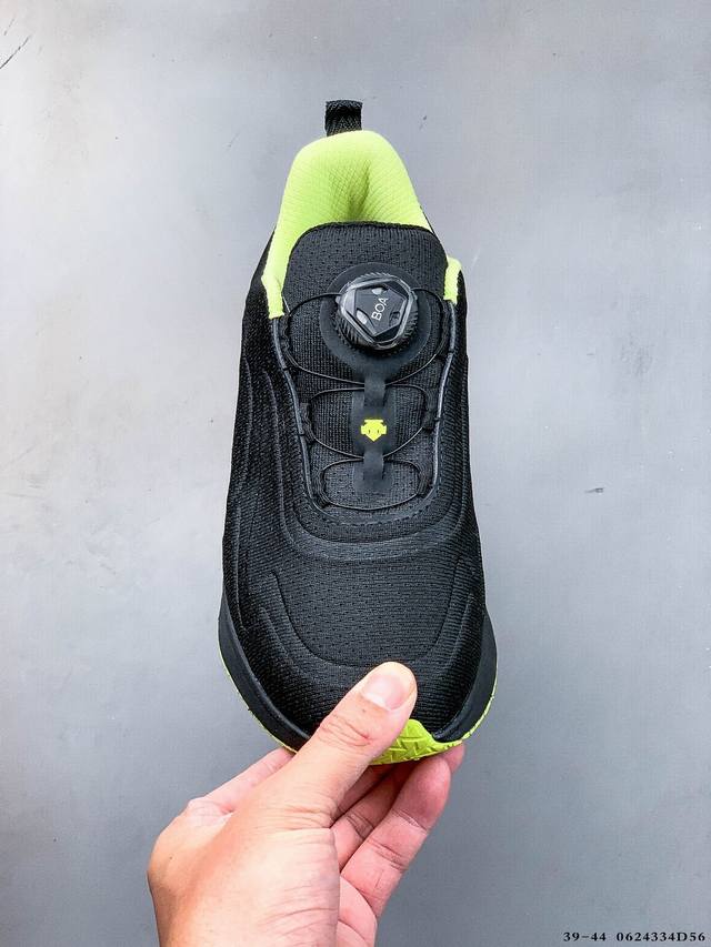 Pure original! Descente Levitate III breathable sports running shoes Officially