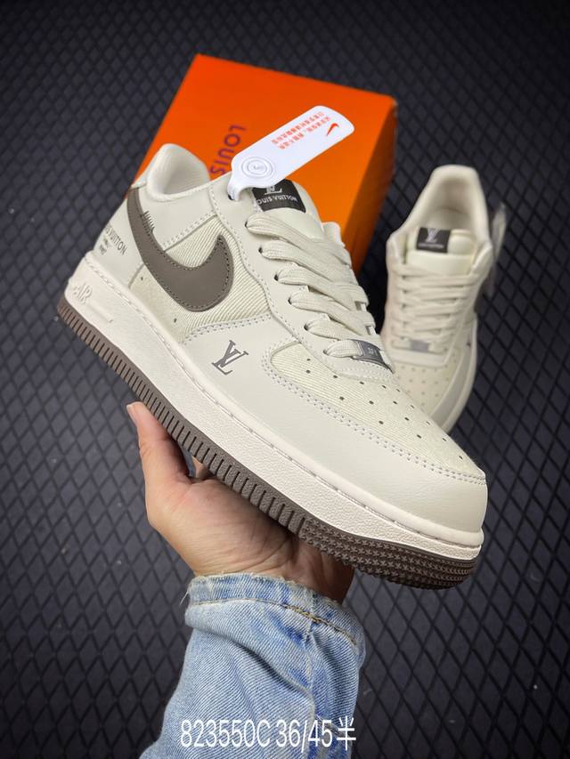 C Corporate-level Nike Air Force 1'07 Lv8 Original last and original cardboard t