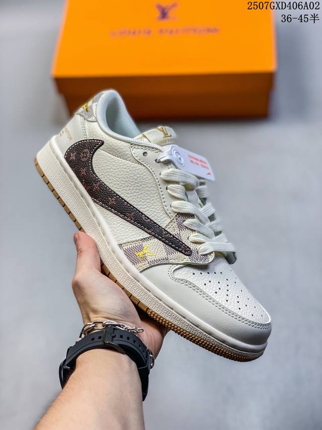 Limited edition of overseas hit product! Travis Scott X Fragment Design X Jordan