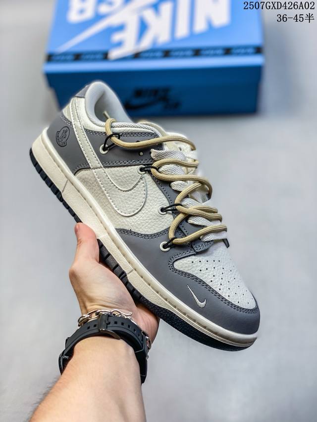 Overseas hit limited sale! High-end custom Nike Sb Dunk Low with straps Moncler