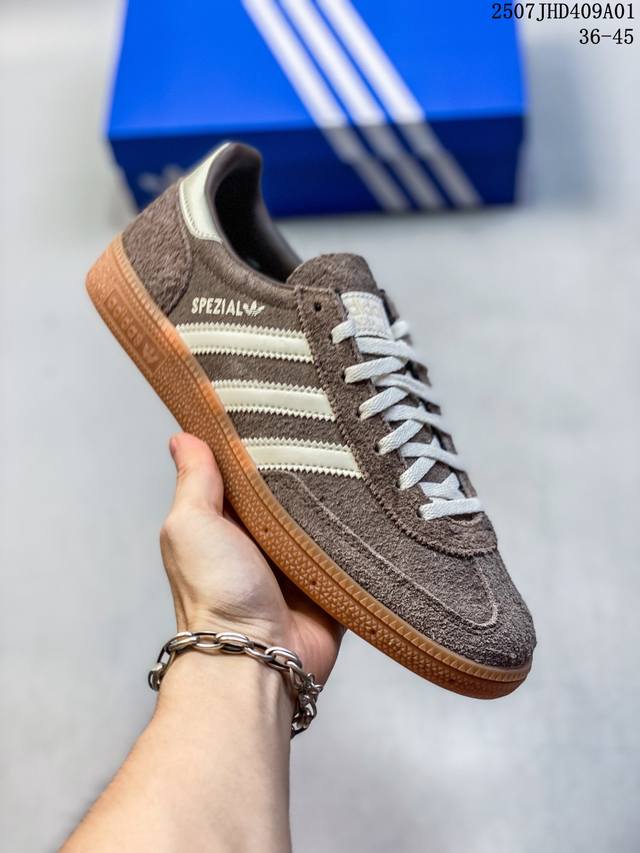 Adidas Handball Spezial The three-leaf handball special edition St. Patrick's Da