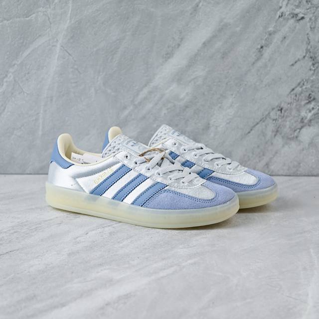 God Edition Special Price Adidas Originals Gazelle Indoor Blue This shoe continu