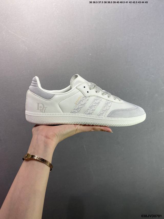 Company-level Ad Original Samba Og Retro classic lightweight sneakers Reputatio