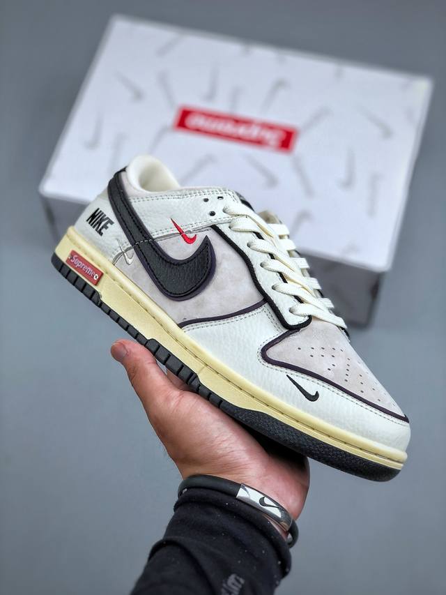 Nike Sb Dunk Low X Supreme White and Grey Three Small Swoosh Purely original fac