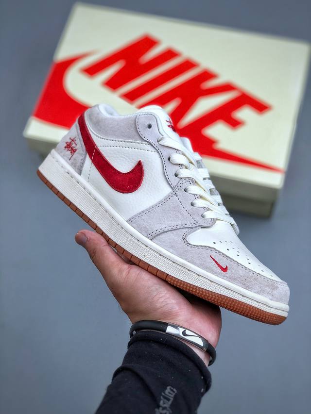 C version Air Jordan 1 Retro Low X Stussy Stussy red fur official synchronizatio