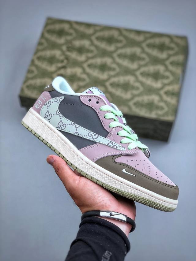 F version Travis Scott x Nike Air Jordan 1 Low x Gucci Air Jordan 1 Low reverse