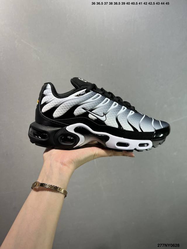 Nike Air Maxplus Drift casual air cushion running sneakers are super pleasing!