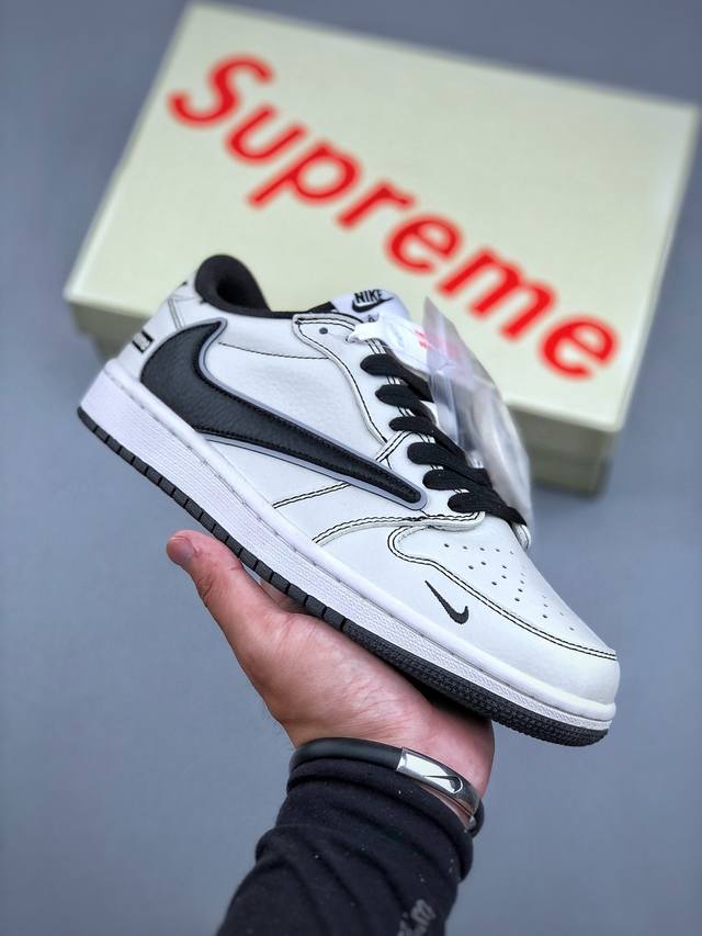 Nike Sb Dunk Low X joint model Pure original factory product Highly recommended