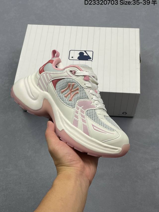 Mlb New York Yankees Curve Runner Comfortable and versatile non-slip wear-resist