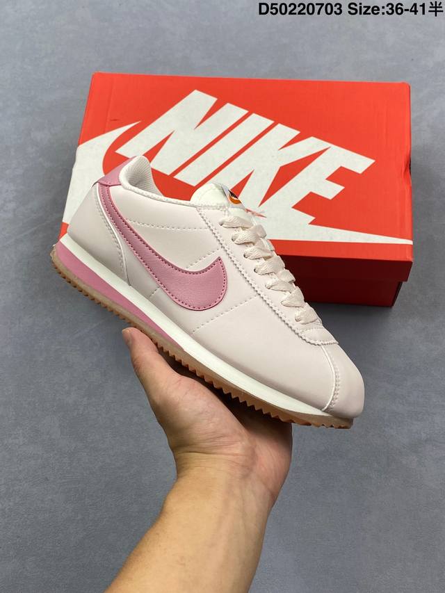 Corporate Nike Classic Cortez Nike Classic Lightweight and Comfortable Men's Fo