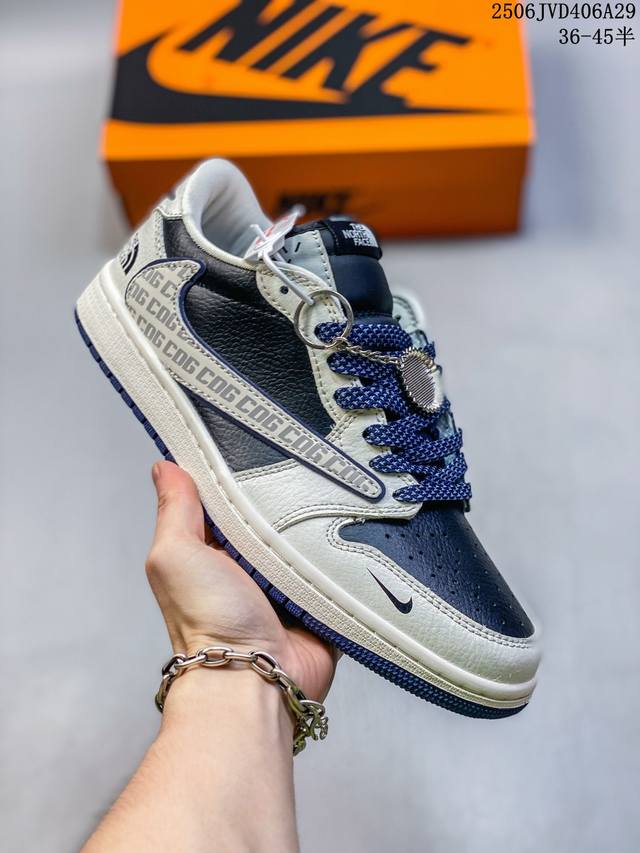 Limited edition of overseas hit product! Travis Scott x Fragment Design x Jordan