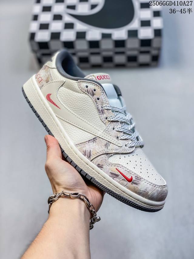 Corporate Fashion Elements X Jordan Air Jordan Low Inverted Hook "Gucci Joint",